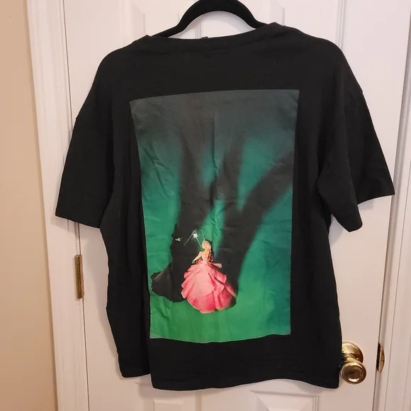 Divided Wicked Black T Shirt Glinda Size L - Picture 4 of 9